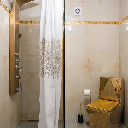 Residenza Santa Anastasia Piazza Erbe Lift & Balcony