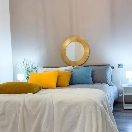 Residenza Santa Anastasia Piazza Erbe Lift & Balcony דירה ורונה