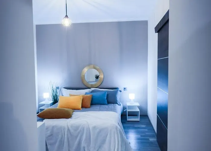 Daire Residenza Santa Anastasia Piazza Erbe Lift & Balcony