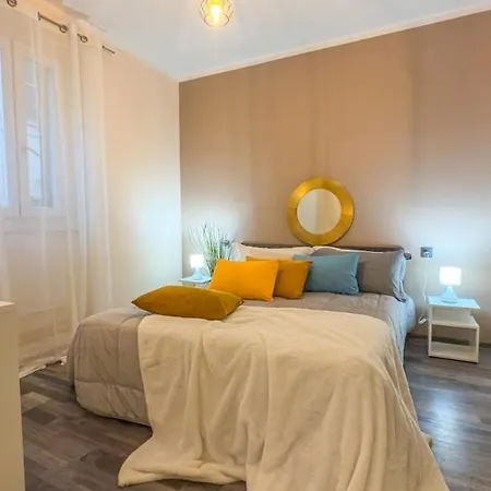 Residenza Santa Anastasia Piazza Erbe Lift & Balcony Apartamento